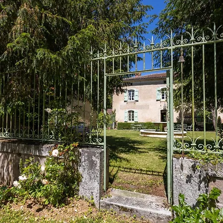 Semesterbostad L'ecrin - Dans Un Parc Arbore Peyregoux